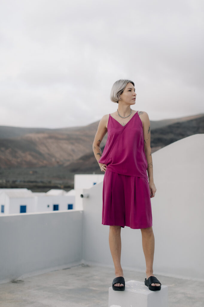 BAHAMAS /fuchsia rayon/