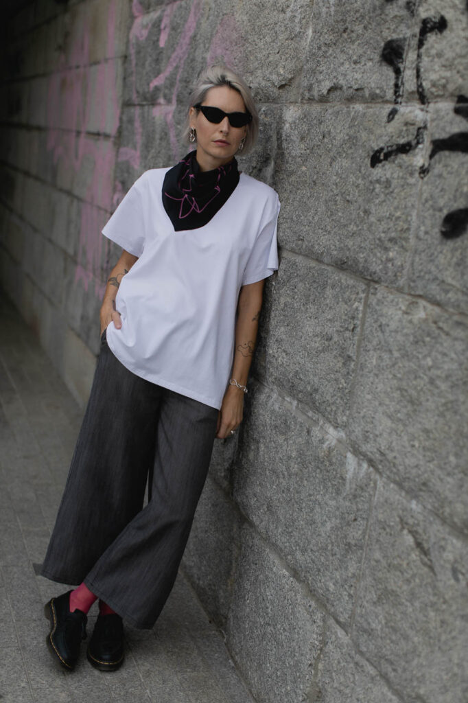 VASES SCARF /black viscose+cotton/