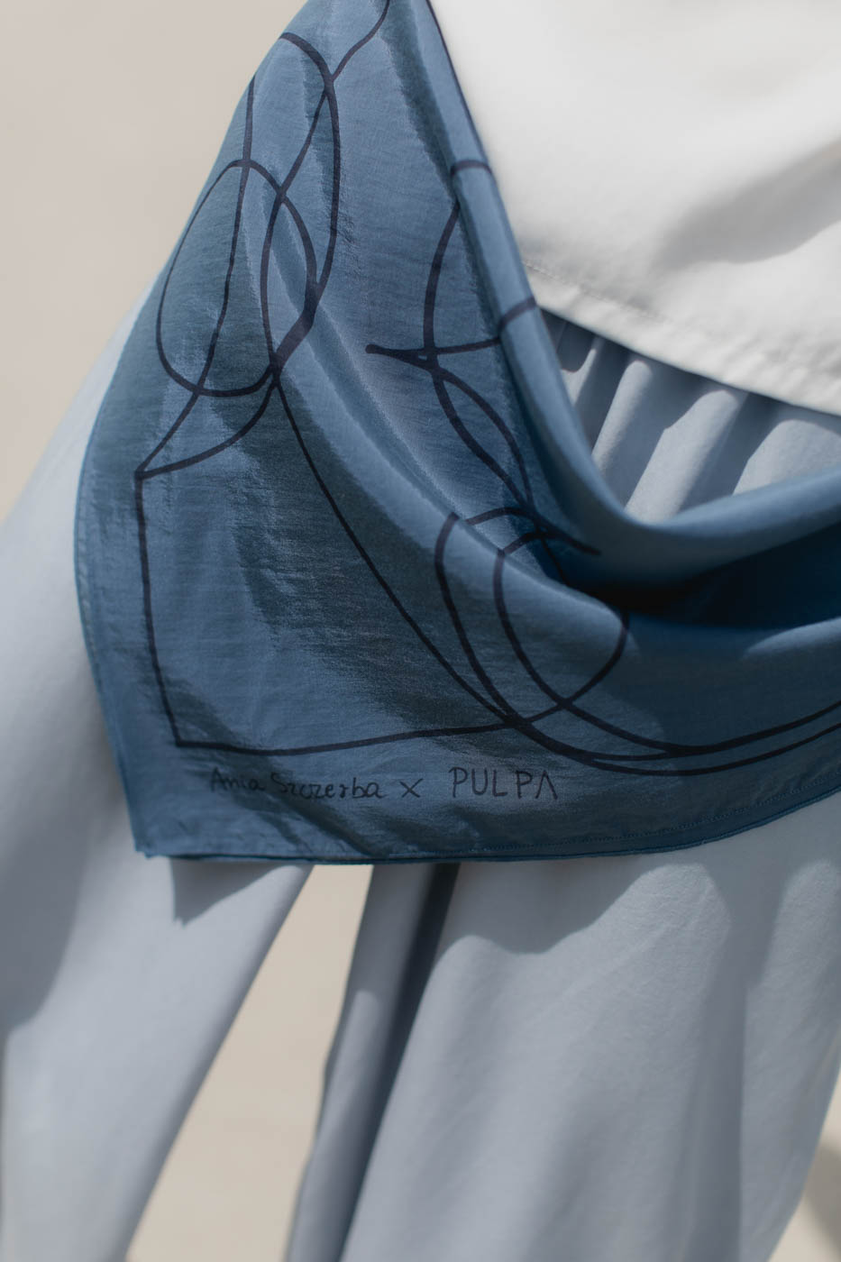 VASES SCARF /navy viscose+cotton/