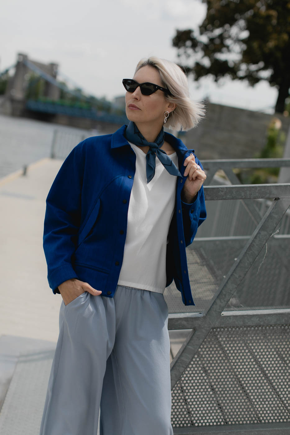 VASES SCARF /navy viscose+cotton/