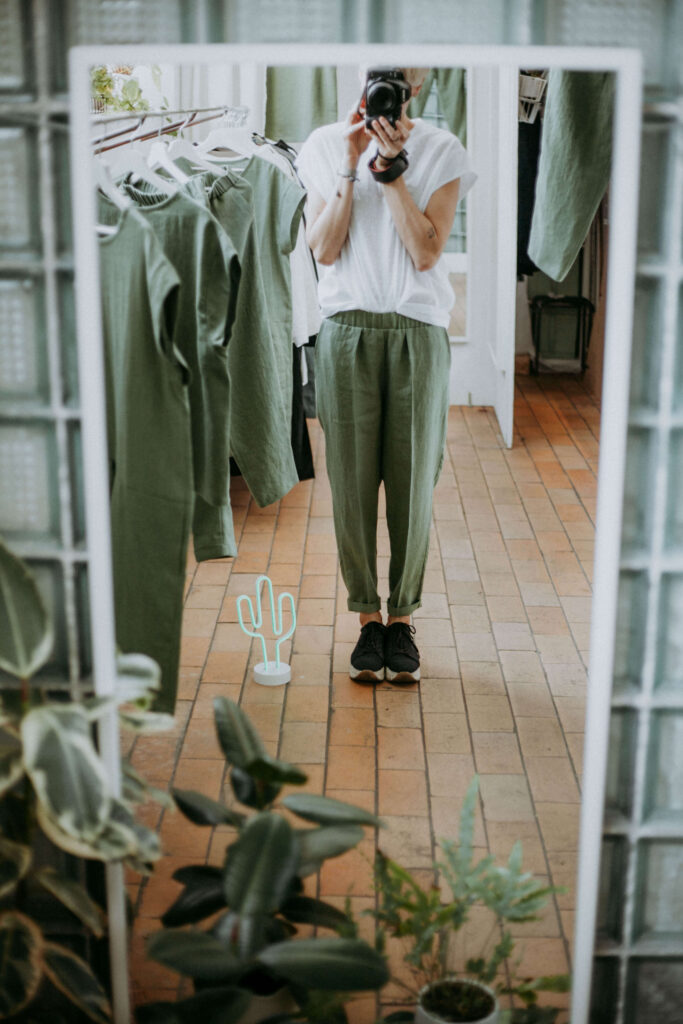 TWO/NIGHT /khaki linen/