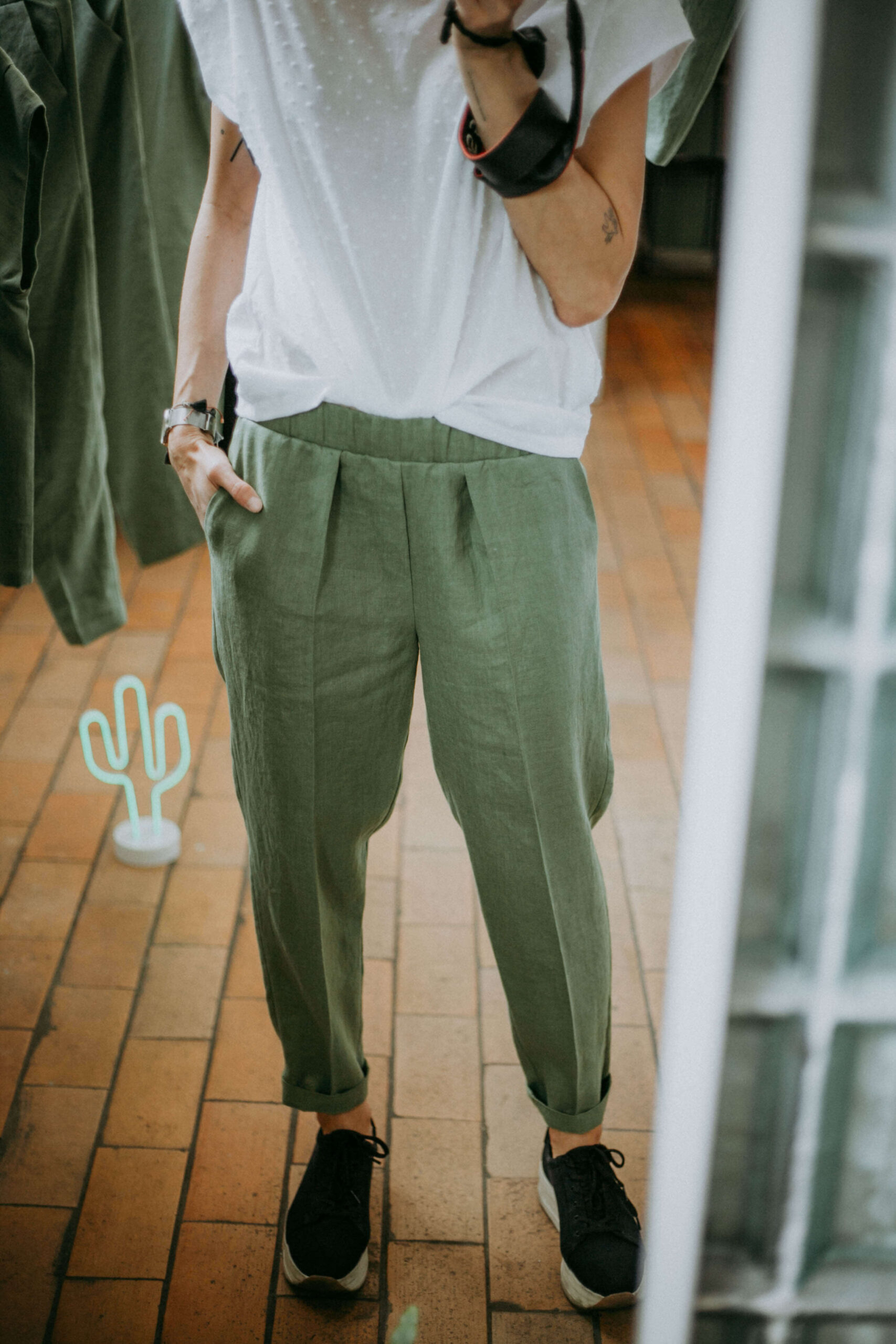TWO/NIGHT /khaki linen/