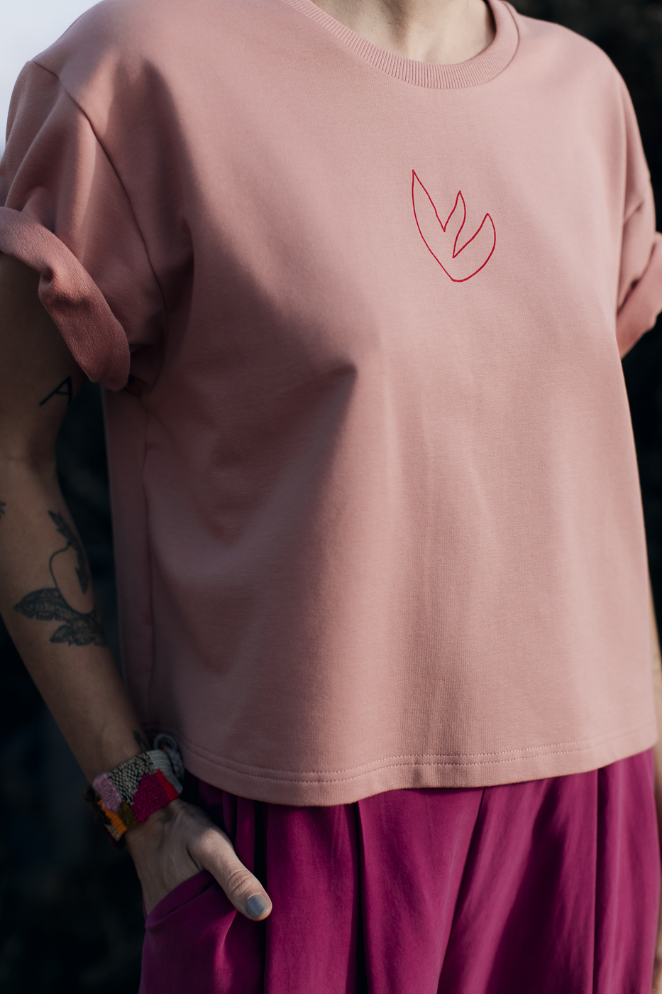 LaPlaya /red on herbal rose cotton/