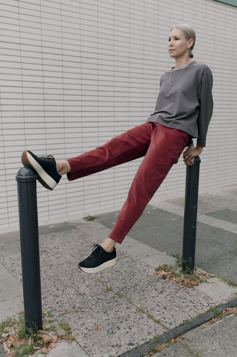 HI COMFY /maroon corduroy/
