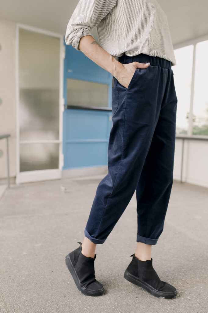 HI COMFY /navy corduroy/