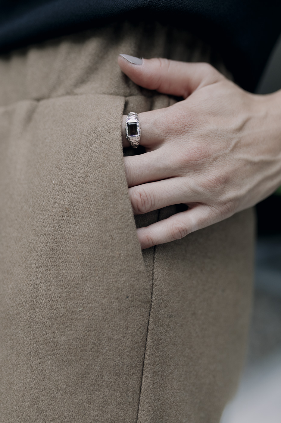 TOKYO /camel winter wool/