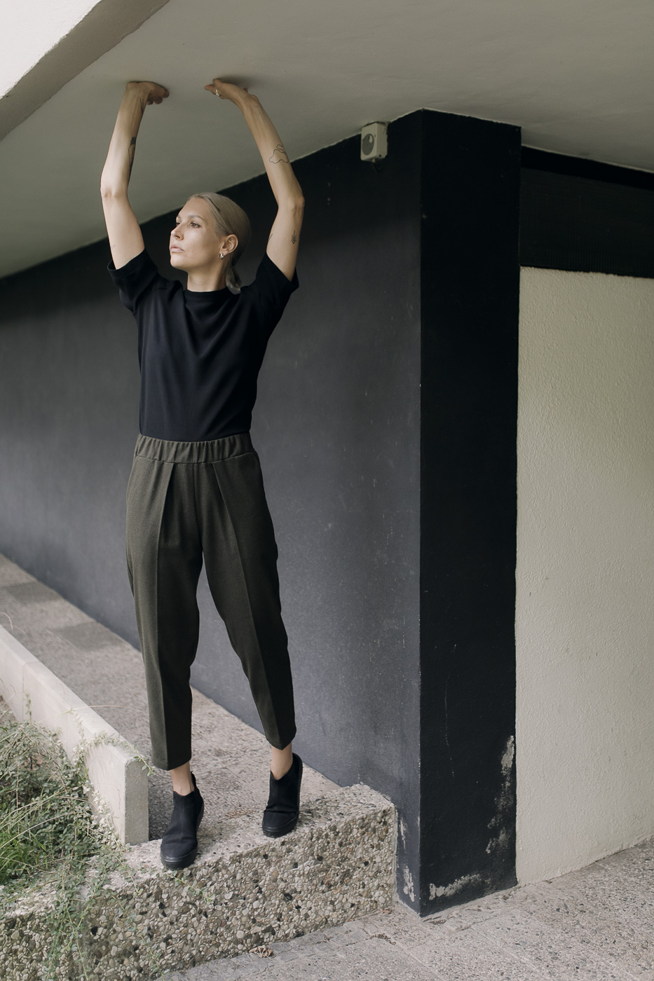 TWO/NIGHT /khaki winter wool/