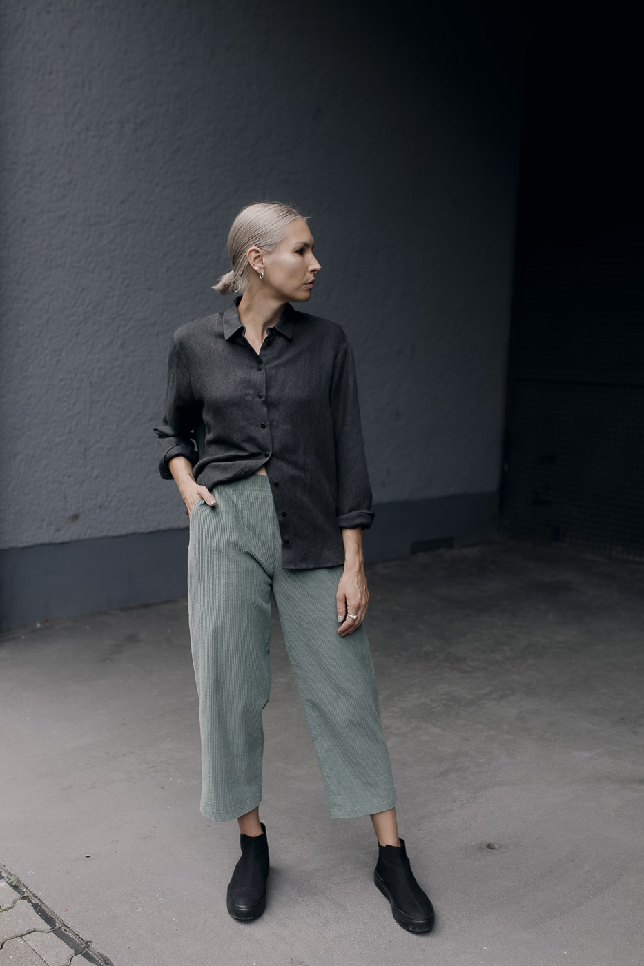 WEEKEND /sage corduroy/