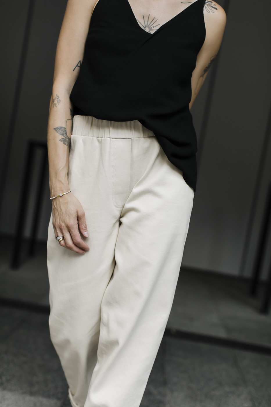 HI COMFY /ecru jeans/