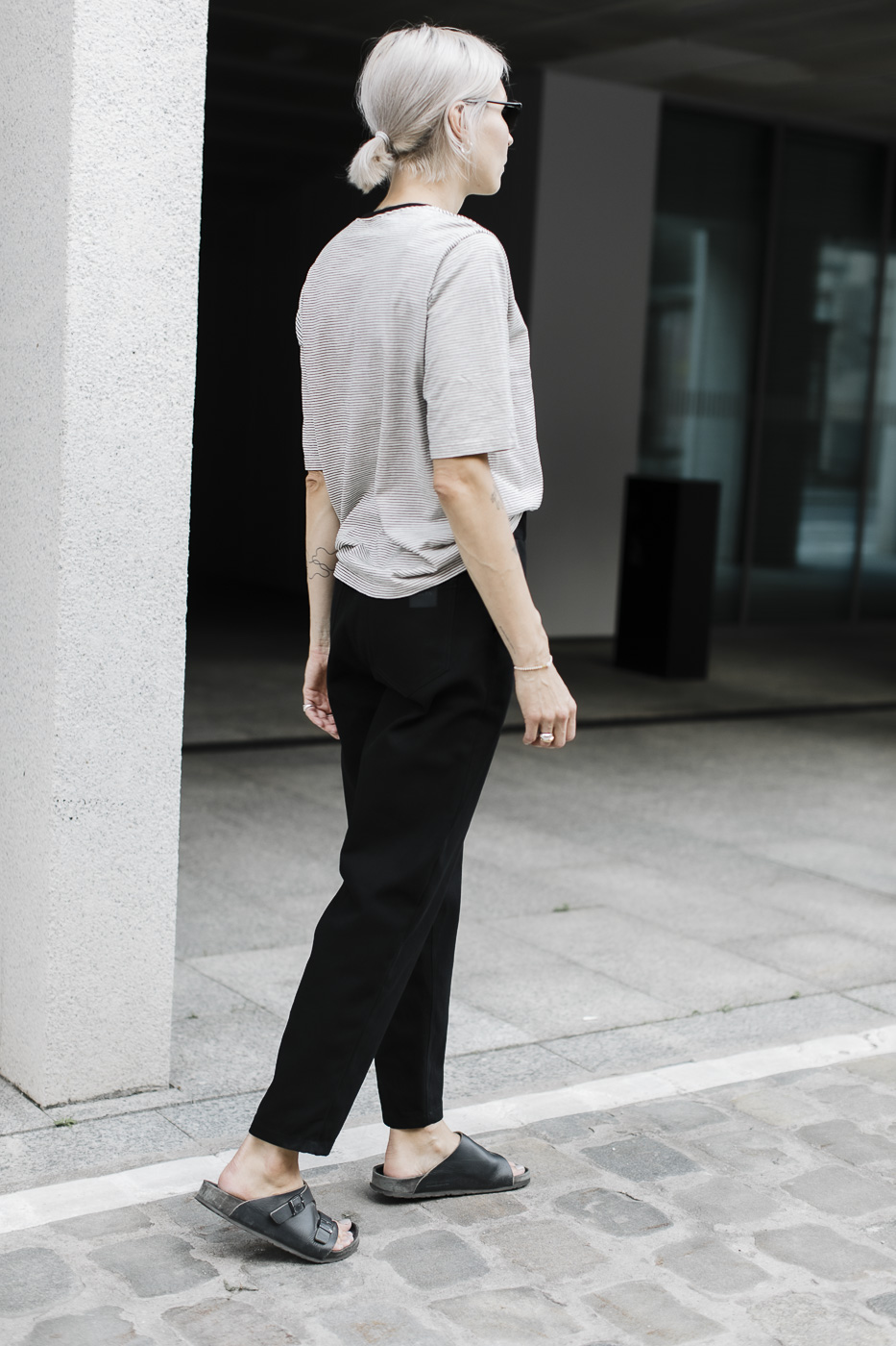 HI COMFY /black jeans/