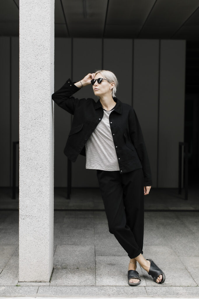 HI COMFY /black jeans/