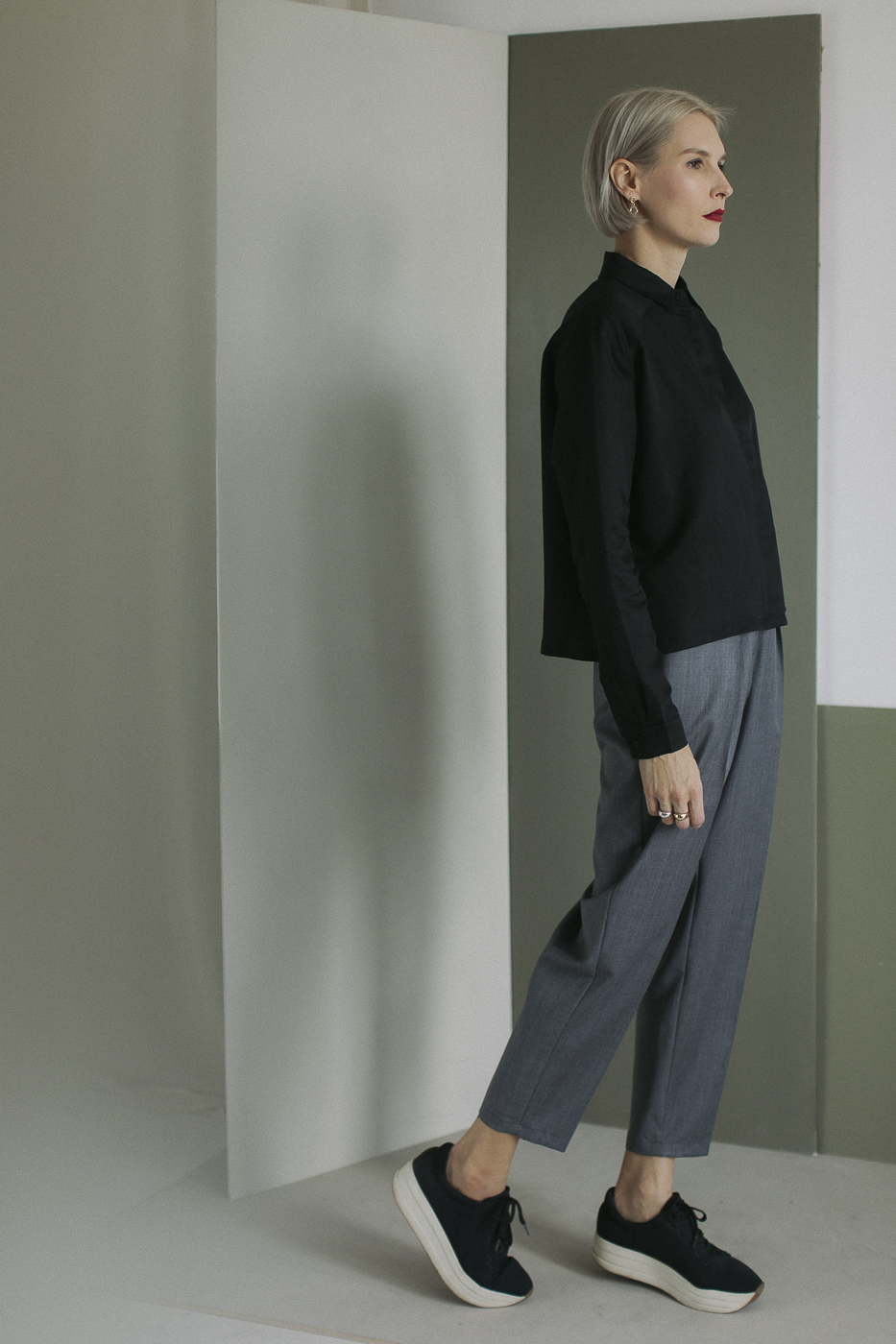 LINE /graphite wool/