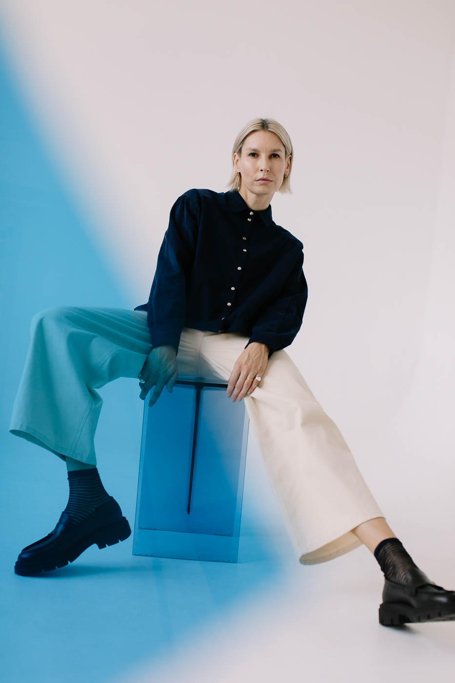 ARCHIE /navy corduroy/