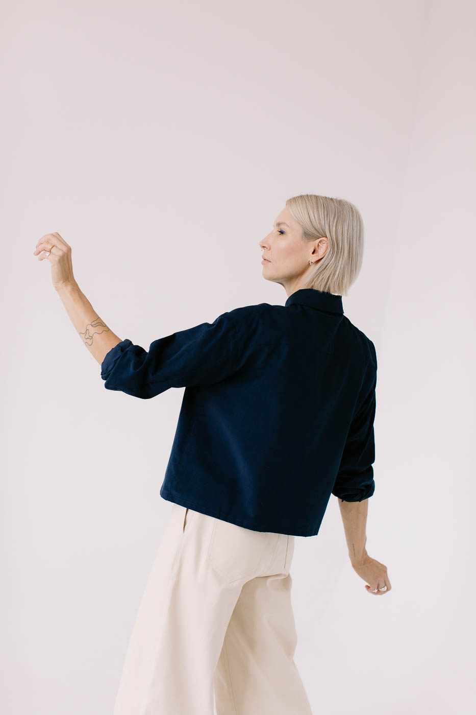 ARCHIE /navy corduroy/