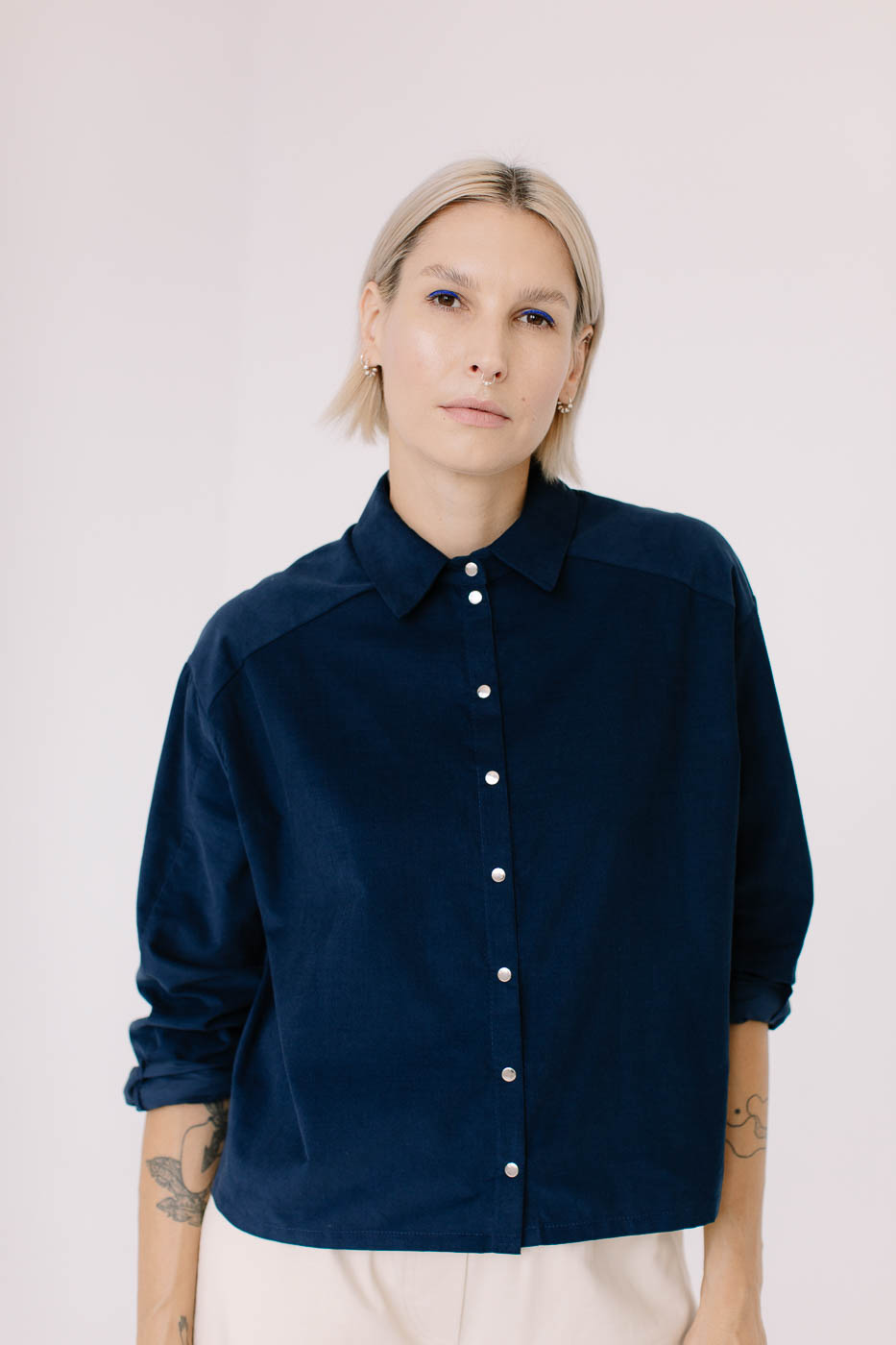 ARCHIE /navy corduroy/