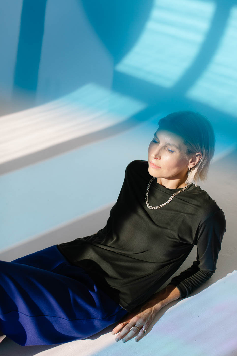 TOYA /charcoal modal/