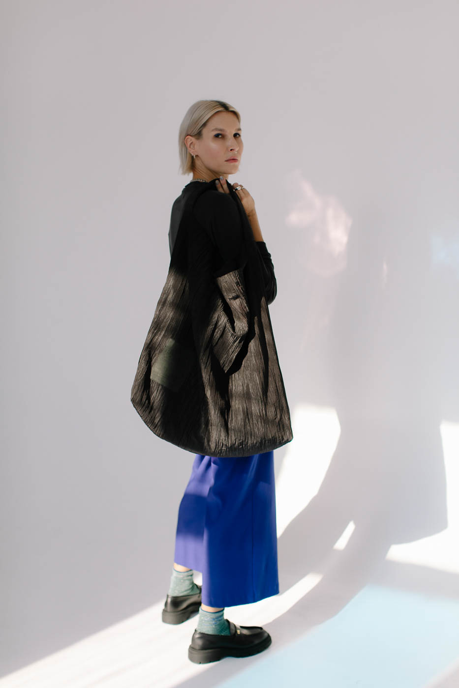 BAG /metallic black taffeta/