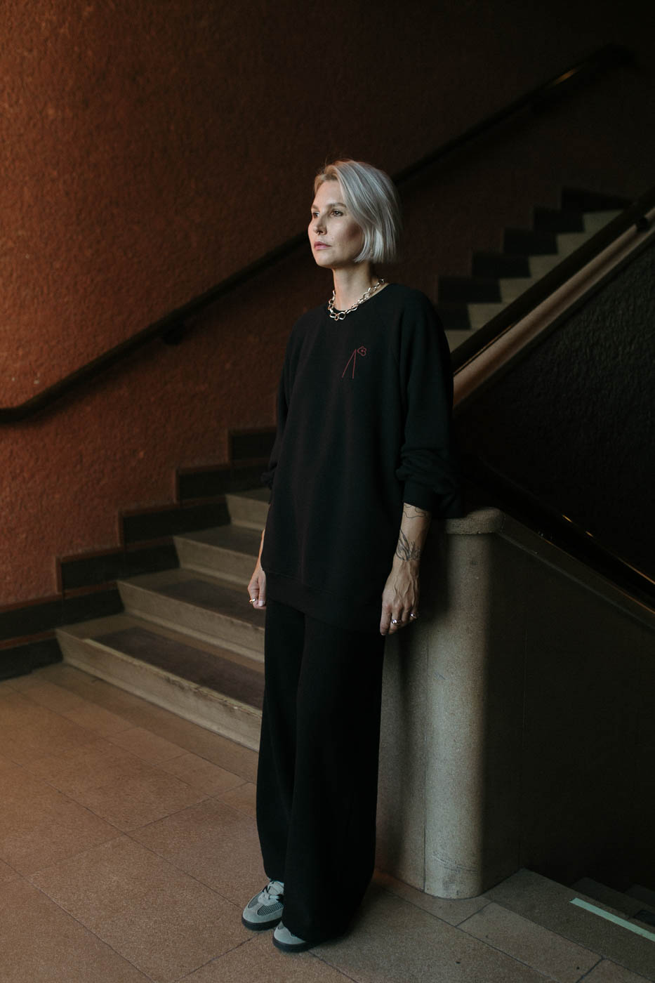 VASES /red on black cotton/