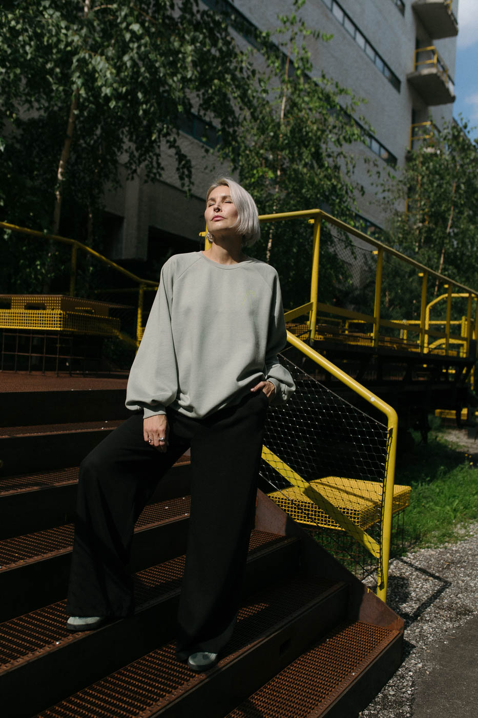 VASES /lime on mint cotton/