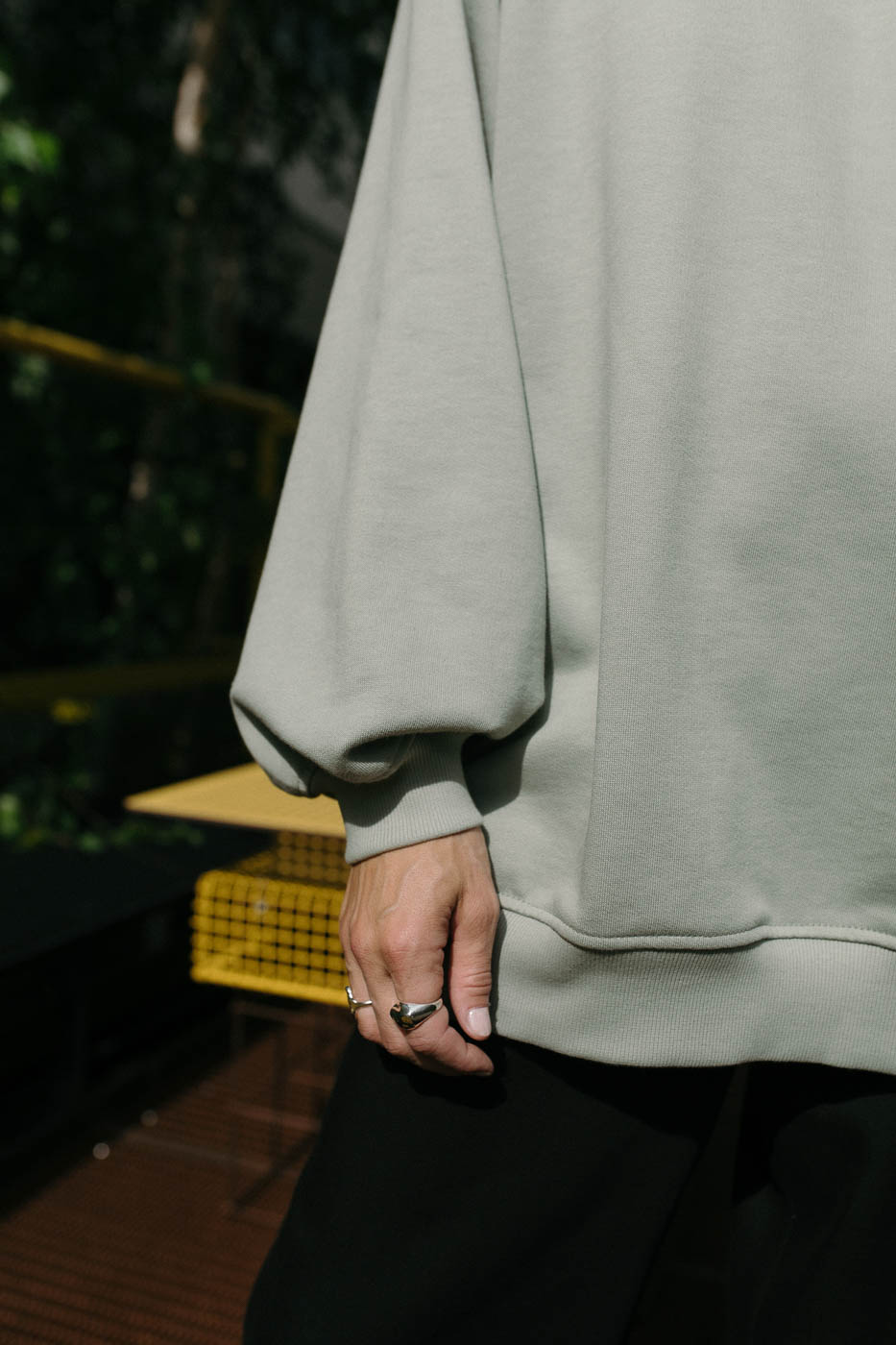 VASES /lime on mint cotton/