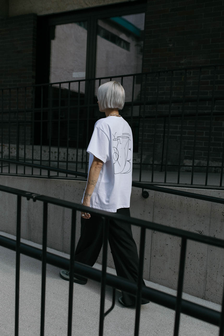 VASES /black on white cotton/