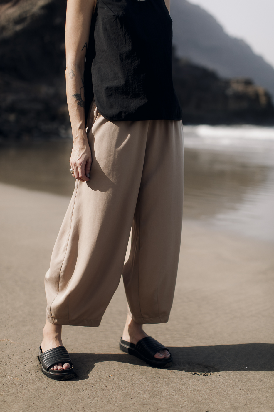 PLAY /coffee beige tencel/