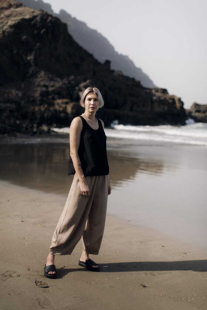 PLAY /coffee beige tencel/