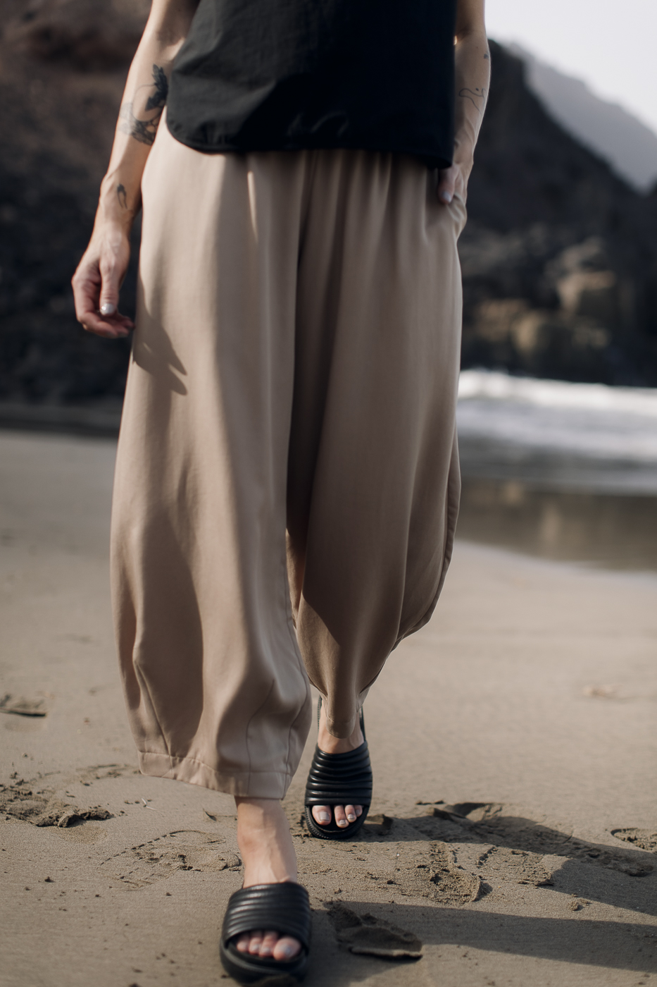 PLAY /coffee beige tencel/