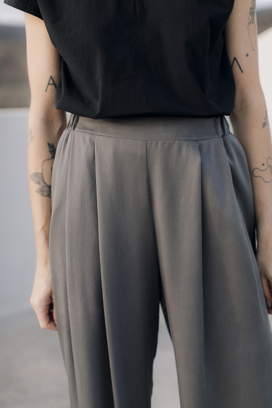 HI /stone gray tencel/