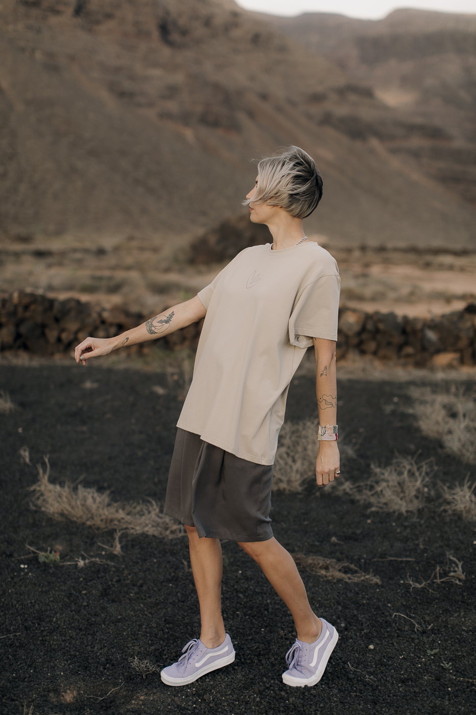 LaPlaya /lilac on beige cotton/