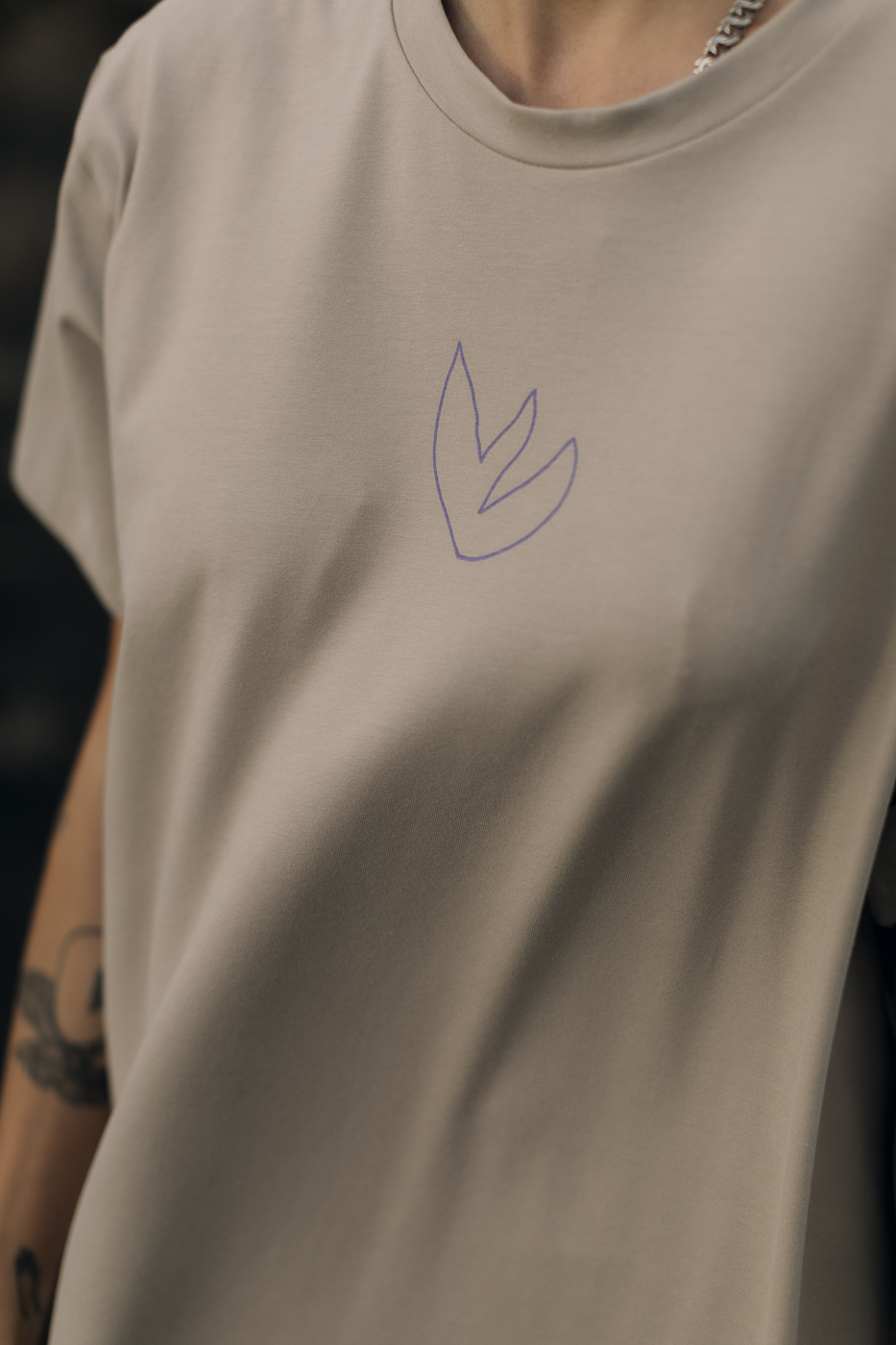 LaPlaya /lilac on beige cotton/