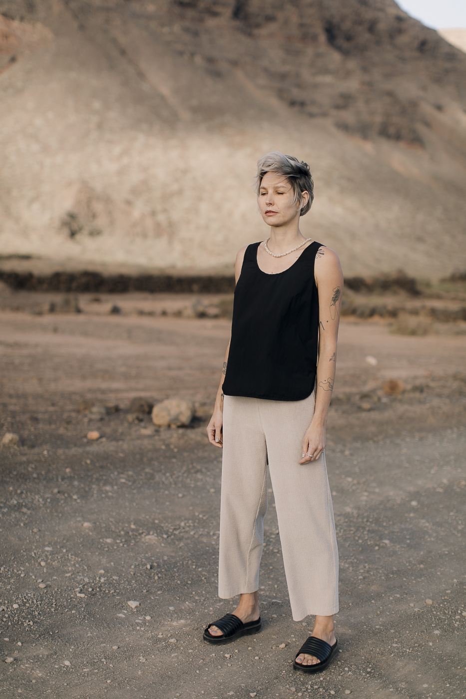 WEEKEND /beige corduroy/