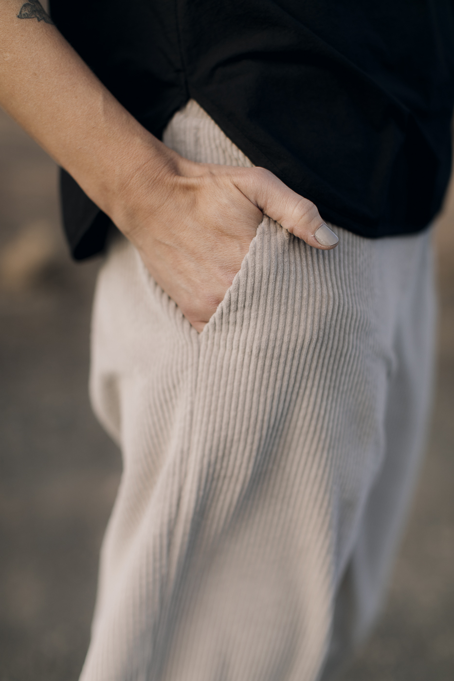 WEEKEND /beige corduroy/