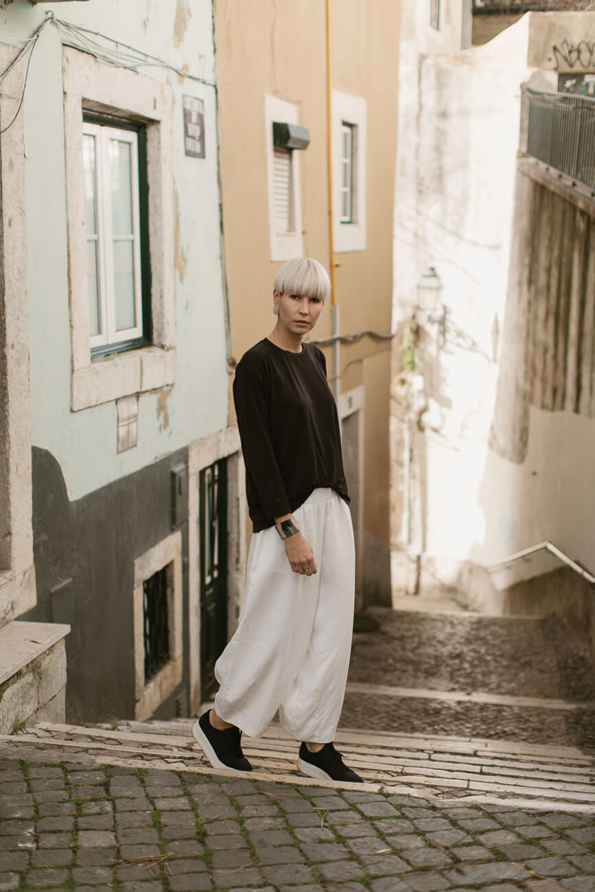 VERY /charcoal modal/