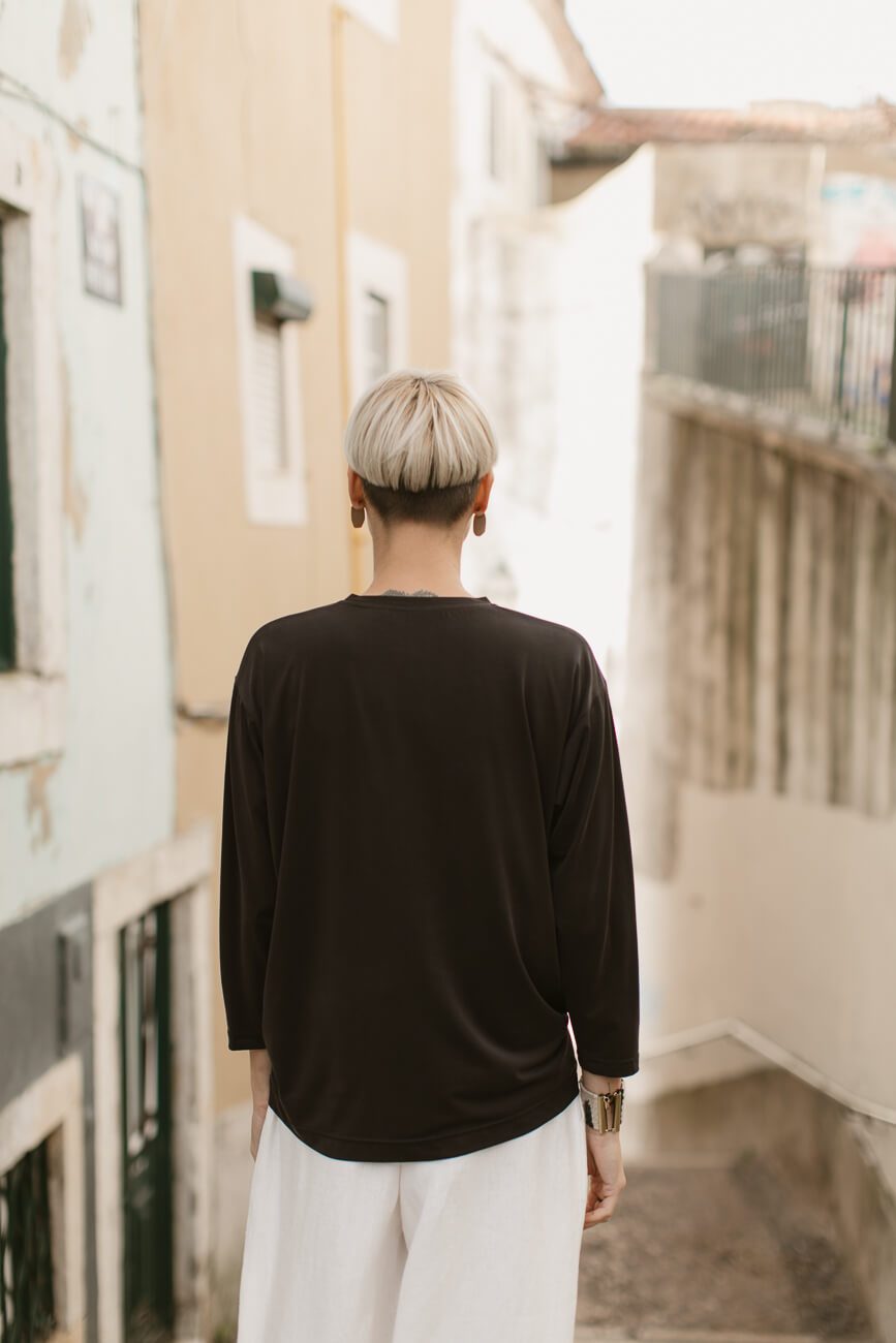 VERY /charcoal modal/