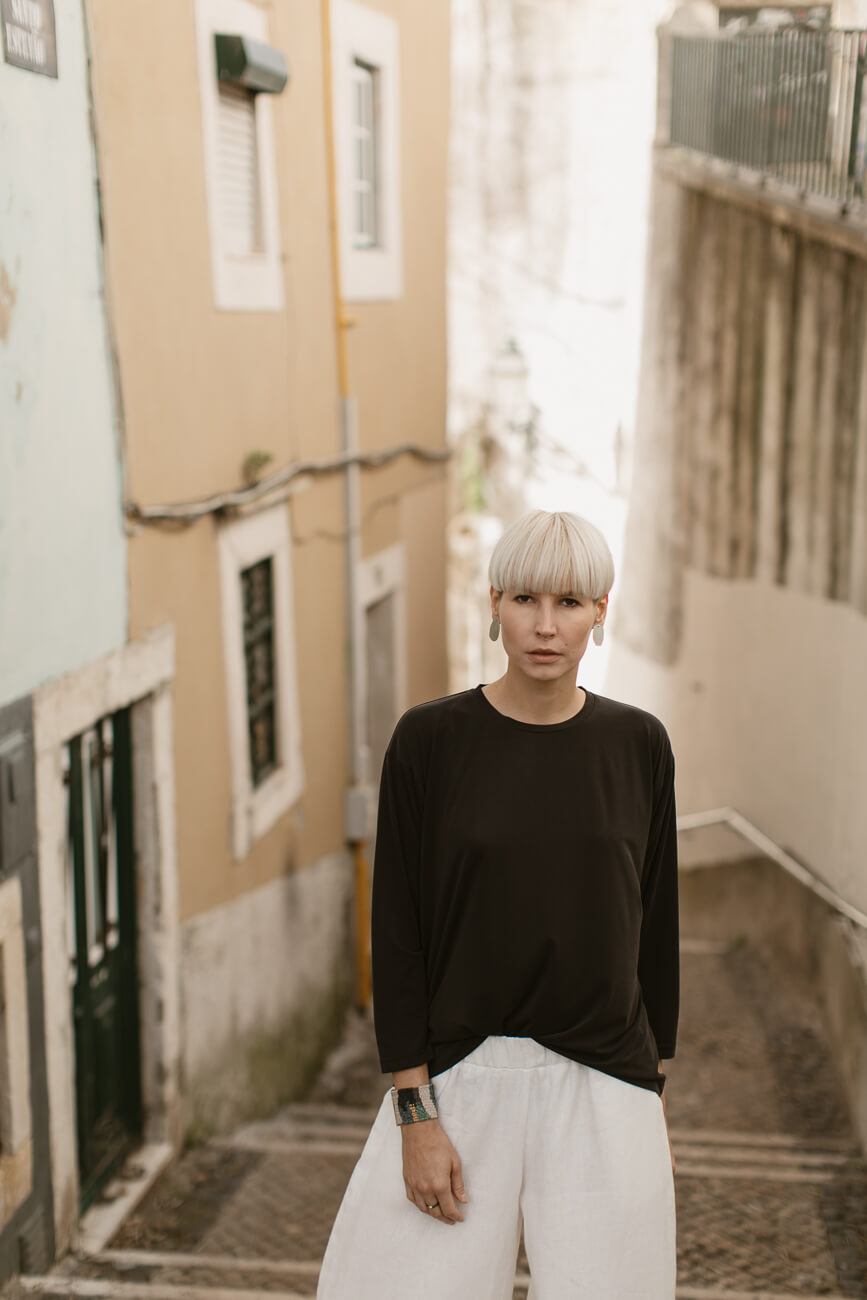 VERY /charcoal modal/