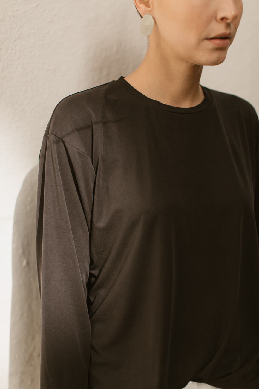 VERY /charcoal modal/