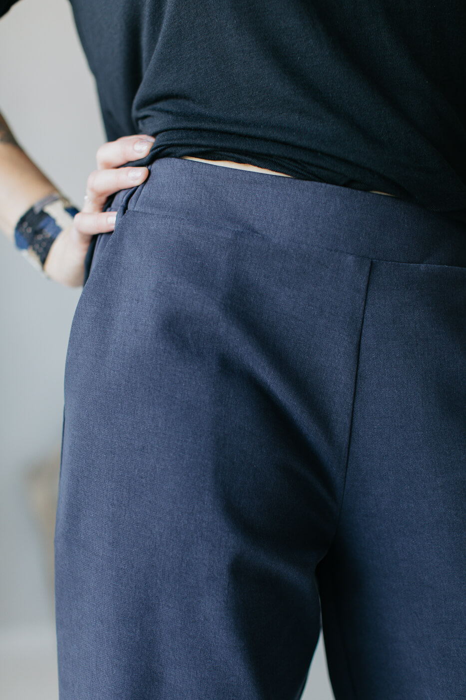 WEEKEND /navy cotton+tencel/