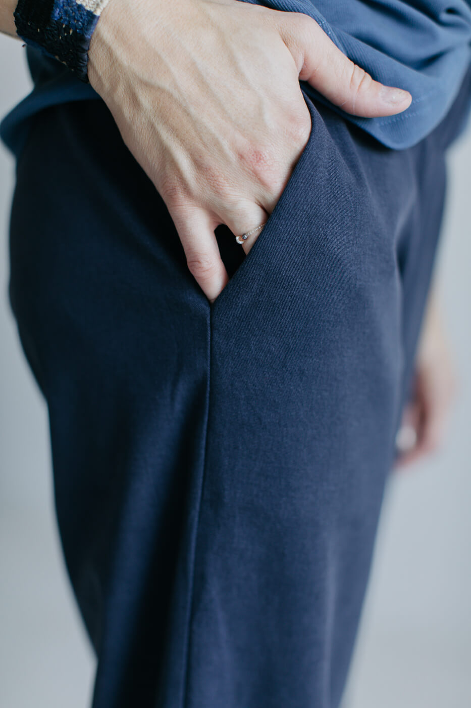 YOUTH /navy cotton+tencel/