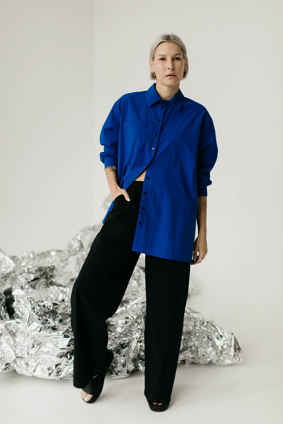 FIKA /black cotton poplin/