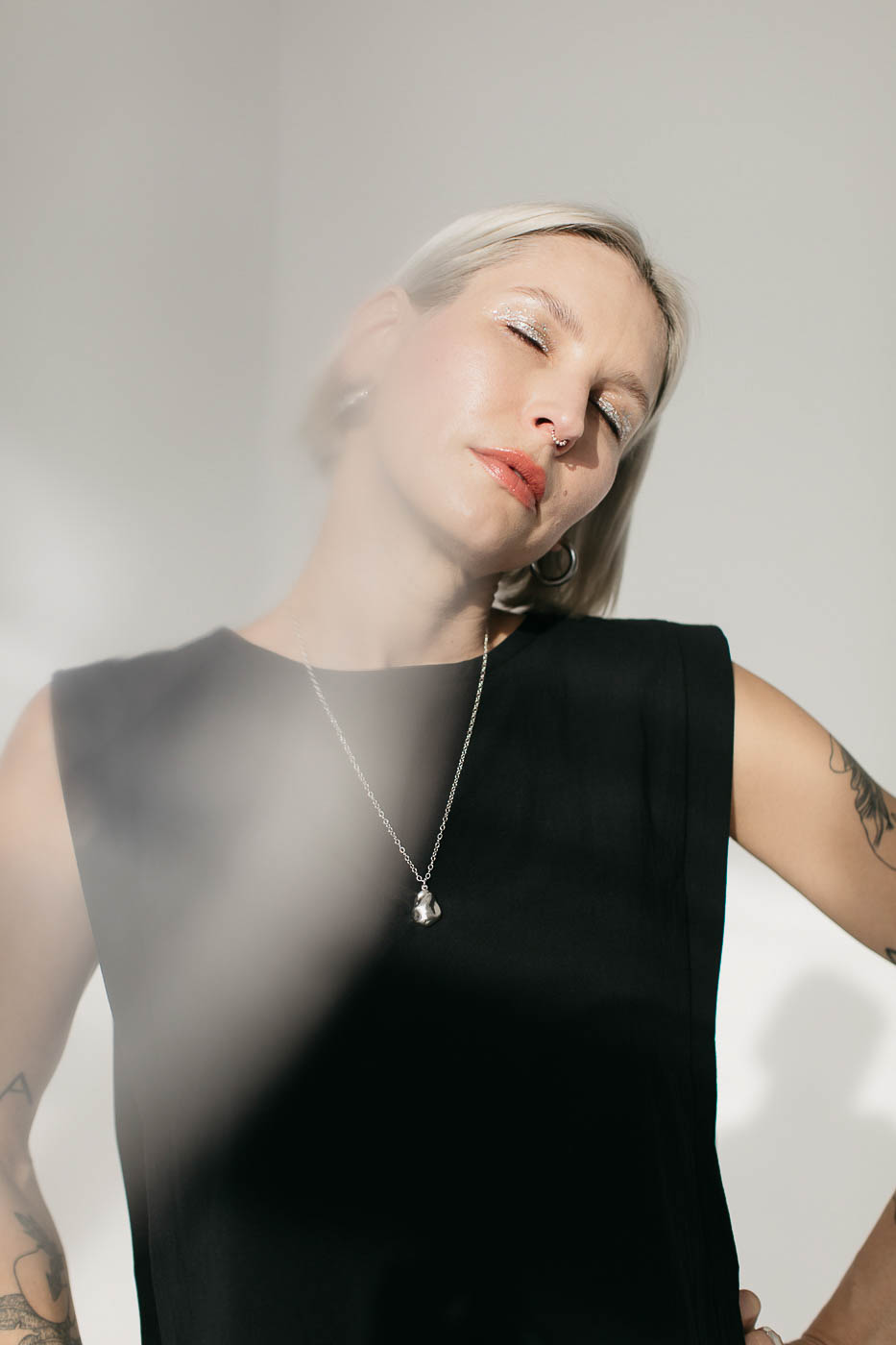 ORIGAMI /black cotton poplin/