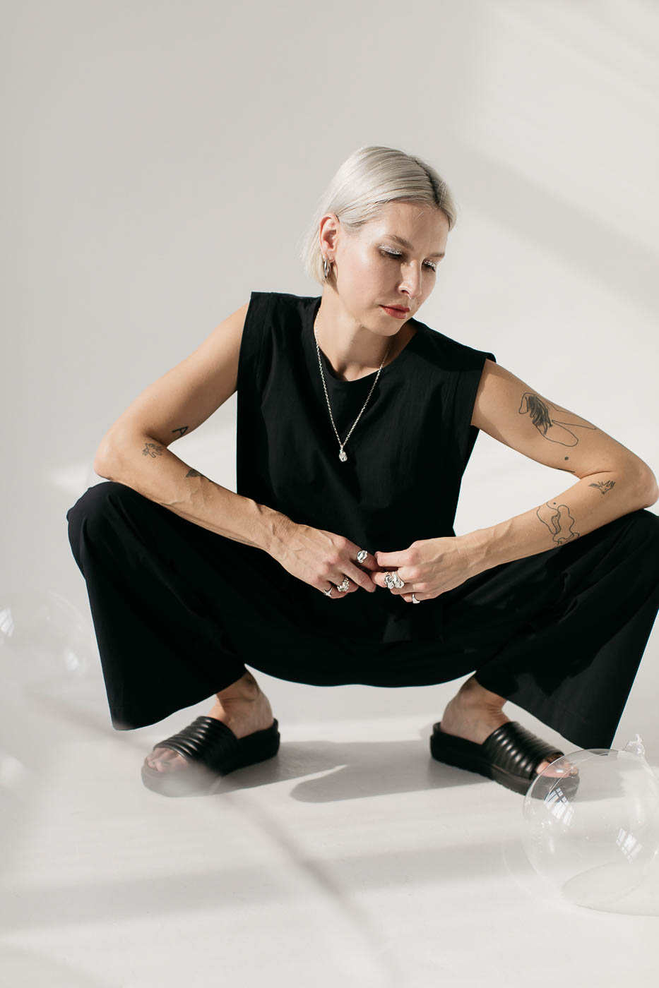 FIKA /black cotton poplin/