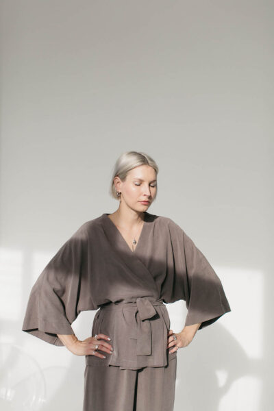 UME /earthy graphite rayon/