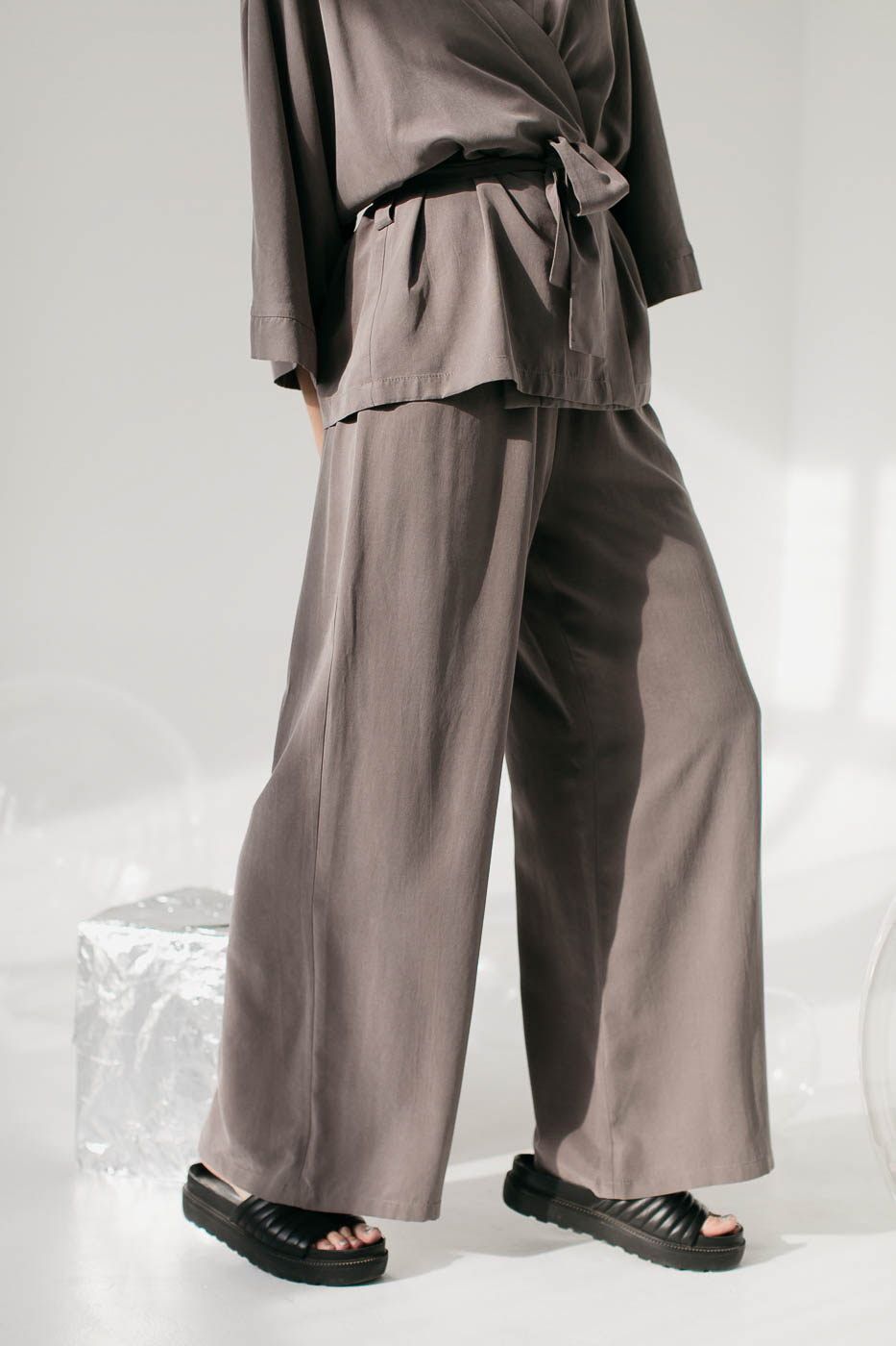 FIKA /earthy graphite rayon/