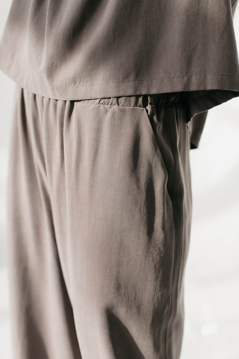 SAMOA /earthy graphite rayon/