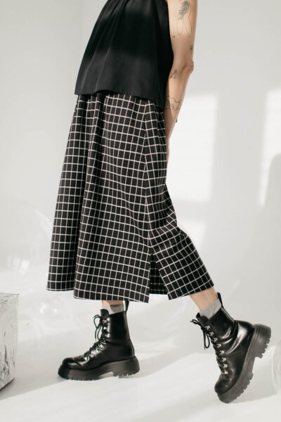 NIKO /black grid wool/