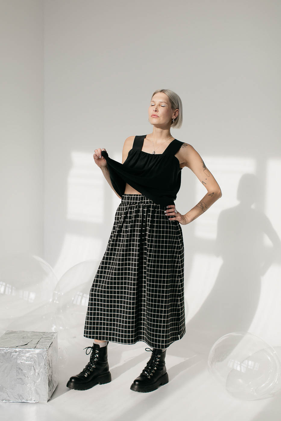 NIKO /black grid wool/