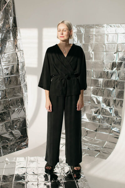 UME /charcoal black rayon/