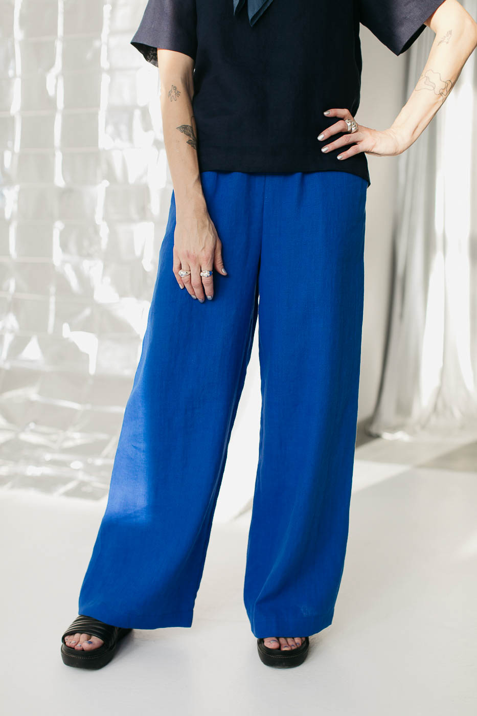 FIKA /cobalt blue linen/