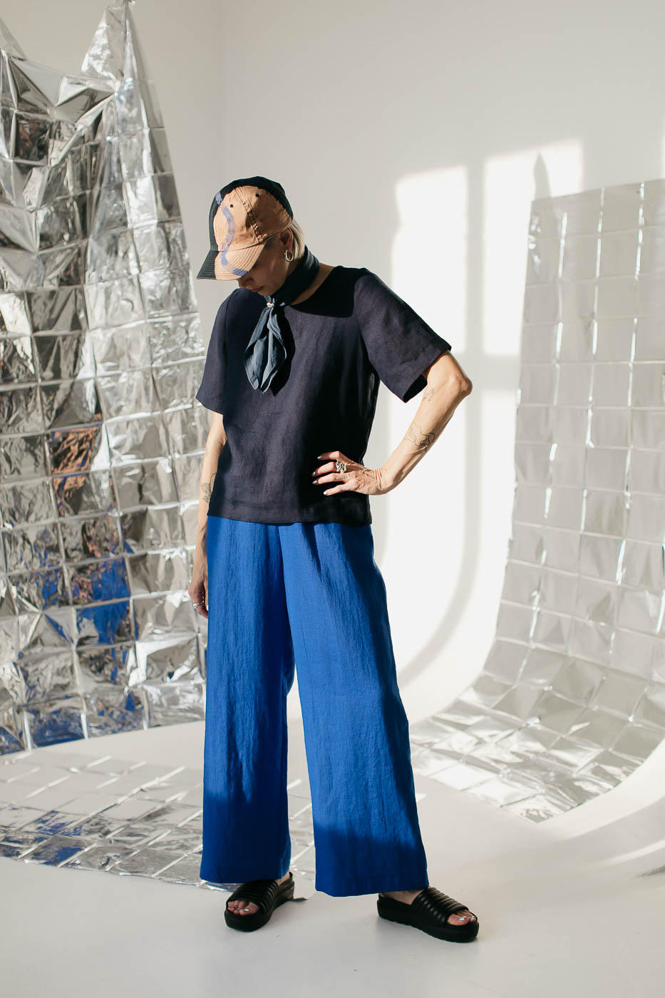 FIKA /cobalt blue linen/